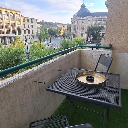 Main Square 5 Star Luxury Apartment With View Cluj-Napoca Exterior photo
